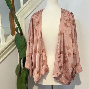 A new day kimono NWT One Size